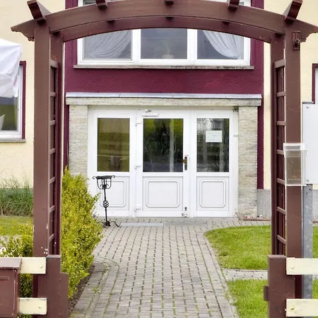 Zum Riedensee 3* Bastorf